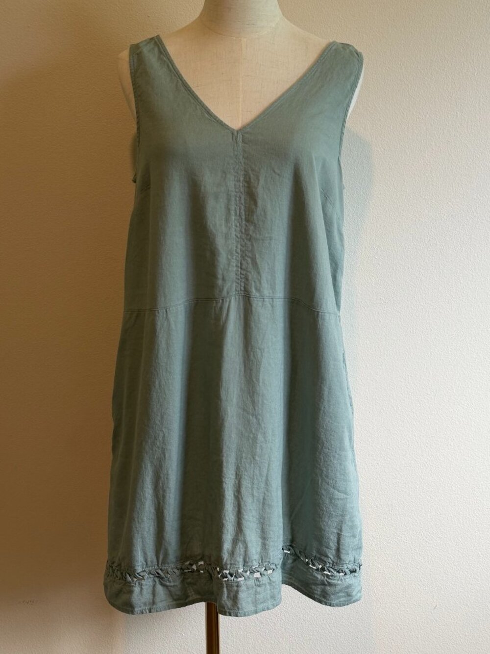 Nicole Miller Green Linen Blend Sleeveless Mini Dress - Size M